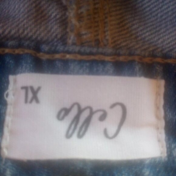 Cello  Distressed Blue Jean Skirt Size XL - Picture 5 of 6